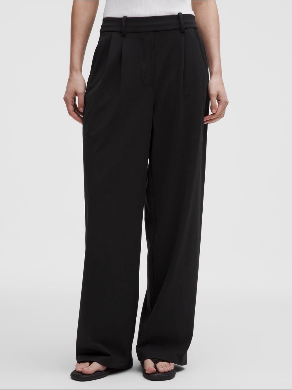 lululemon NWT Daydrift High Rise Wide Leg trousers in Black